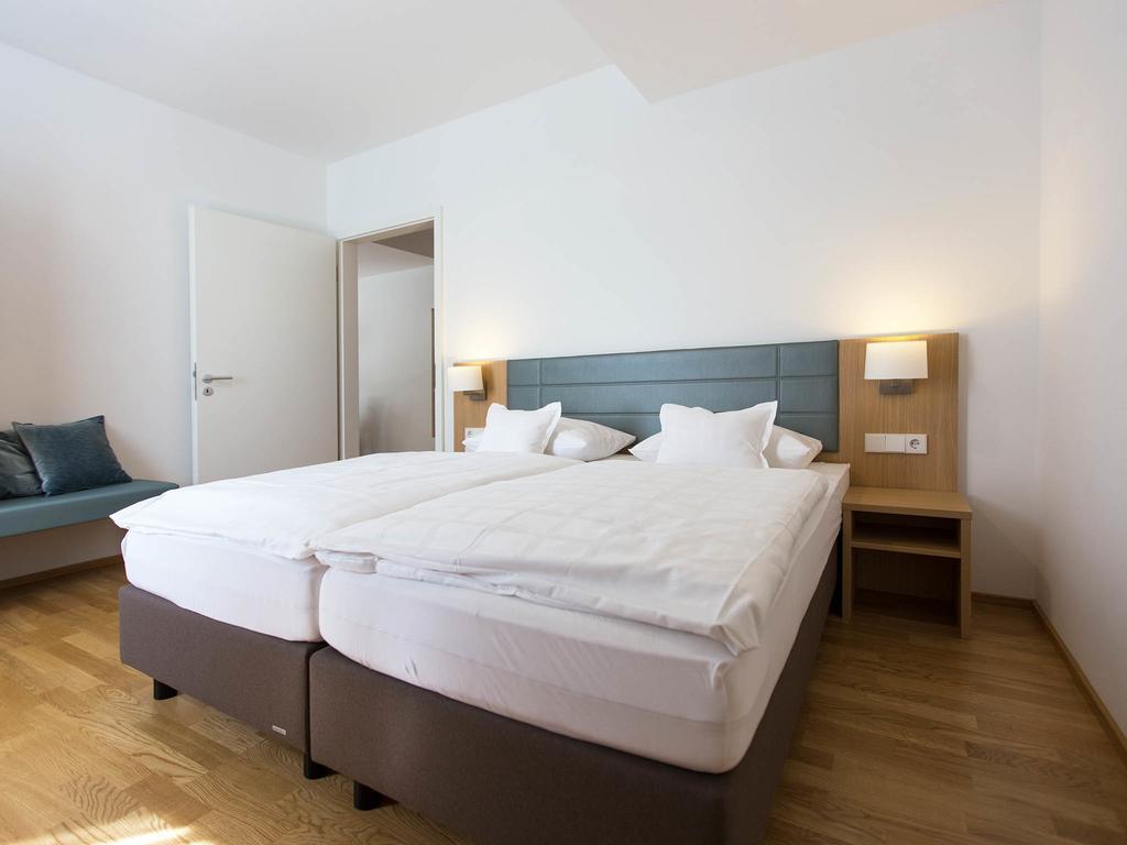 Hotel Seepark Garni Uberlingen Exteriör bild