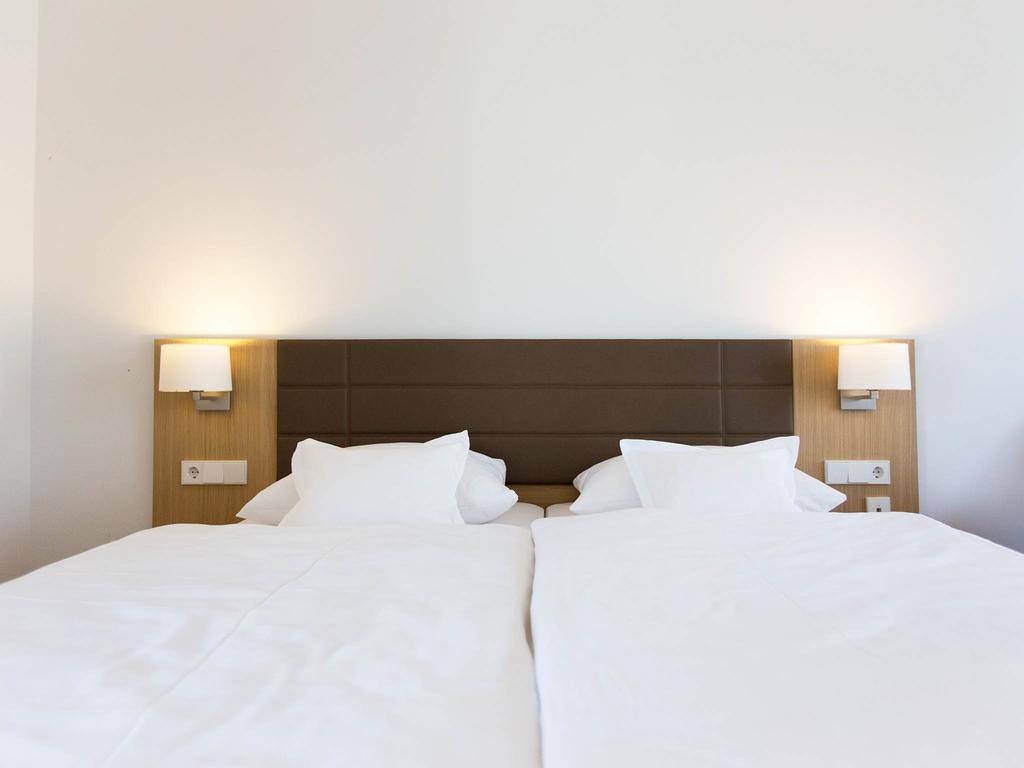Hotel Seepark Garni Uberlingen Exteriör bild