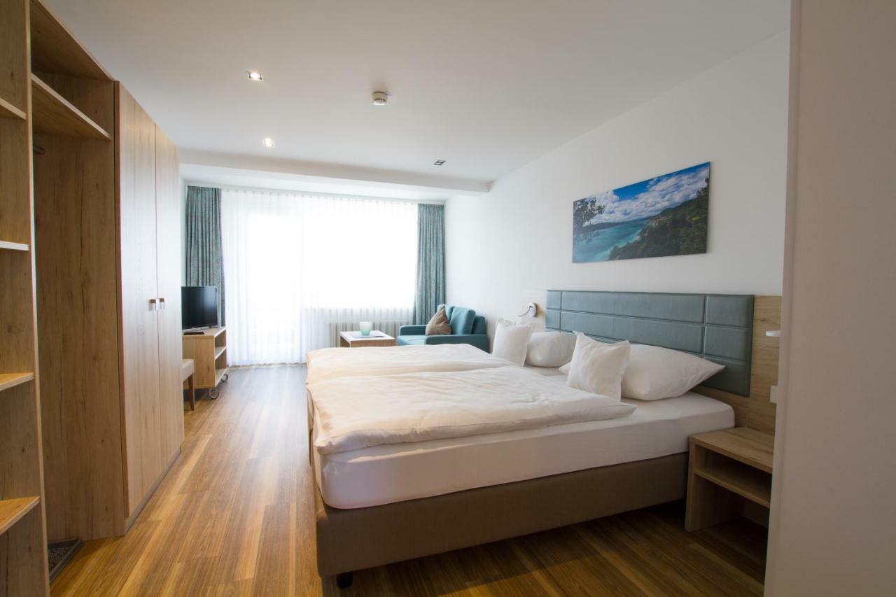 Hotel Seepark Garni Uberlingen Exteriör bild